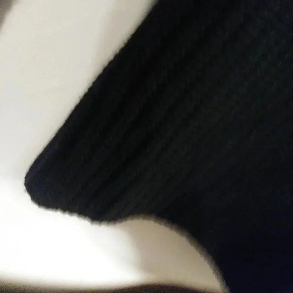 Ker Bi Ker Jumbo Knit Black Sweater - Picture 5 of 5